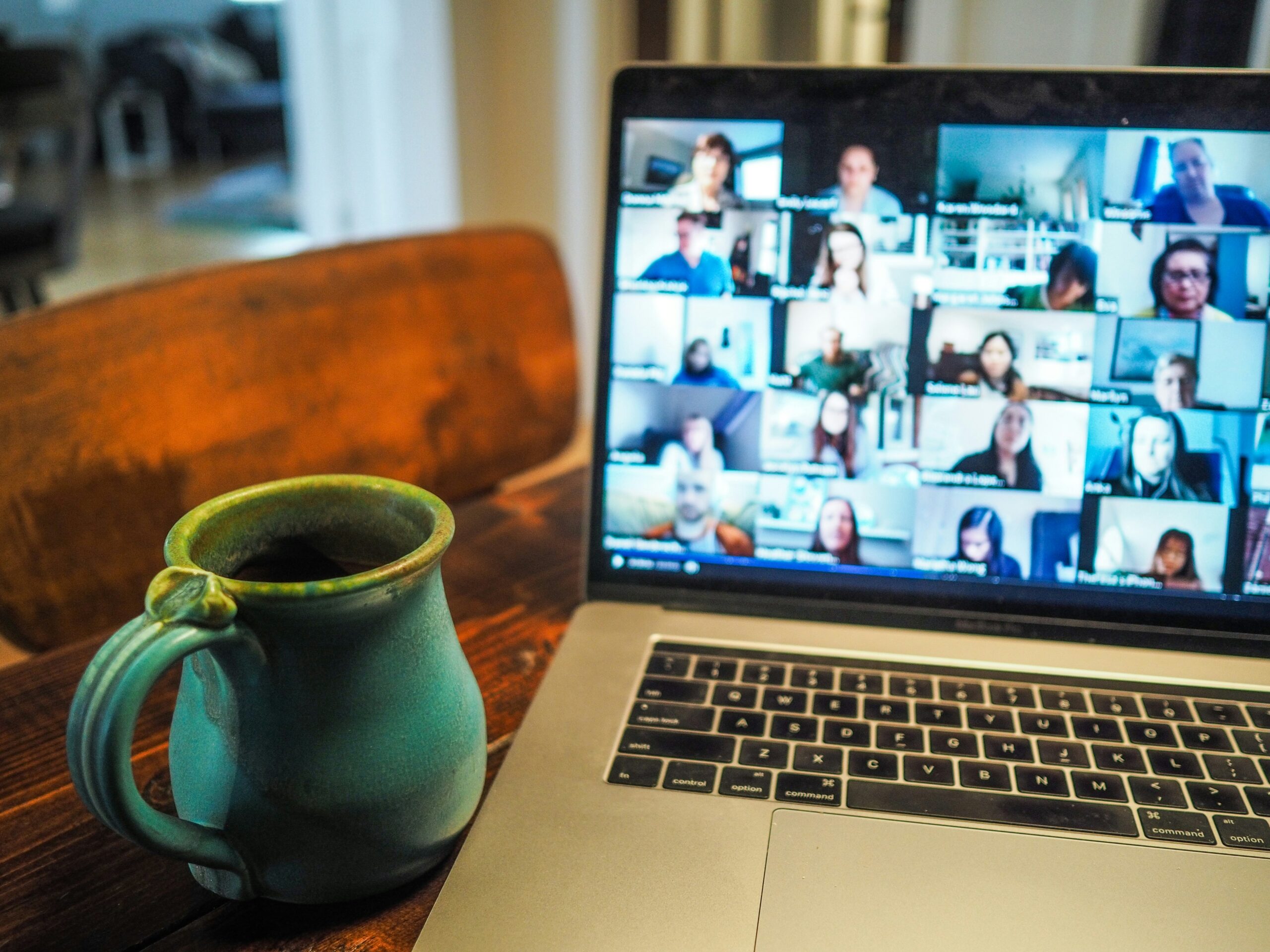 Students attending a live online course session, emphasizing real-time interaction in virtual education